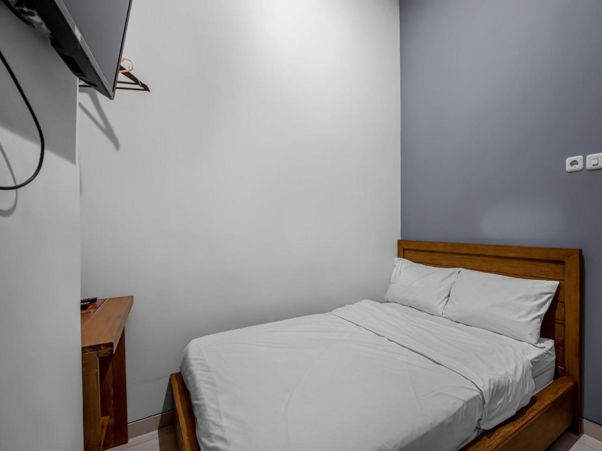 Hotel Casa Ts 16 Malang Esterno foto